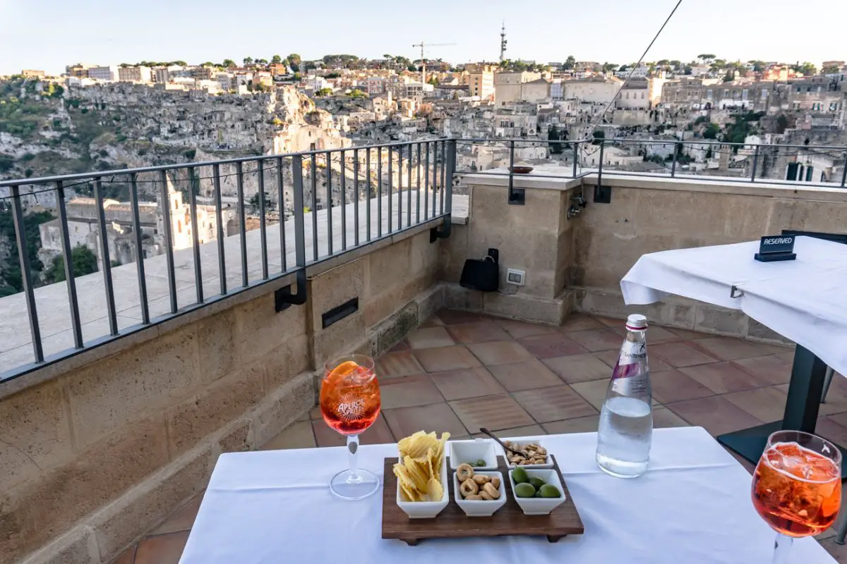 quarry lounge in matera italy
