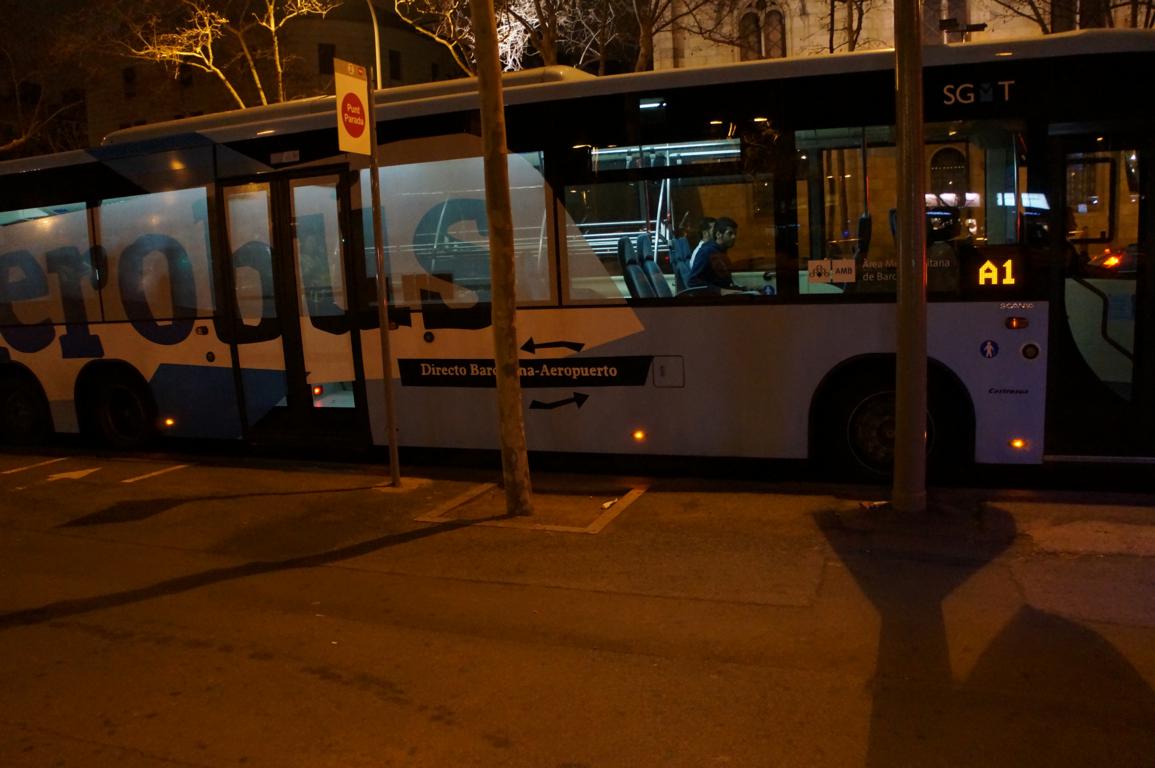Easiest way to get from the airport to the center of Barcelona