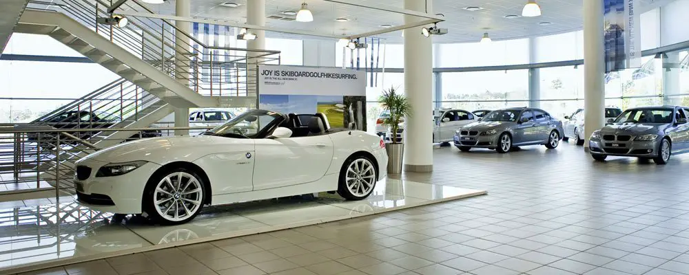 Sandton BMW dealership, a proper nice car dealership for all those ready to spend most of their paycheck on a car