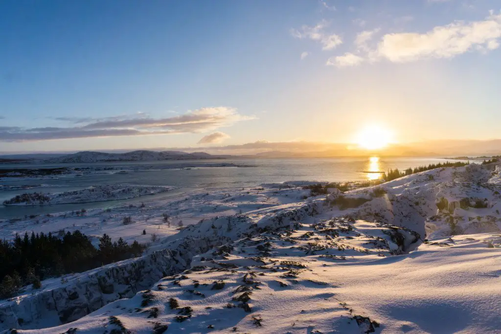 sunrise and sunset during iceland winter