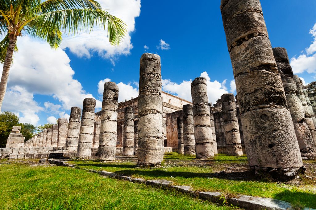 chichen Itza mayan ruins