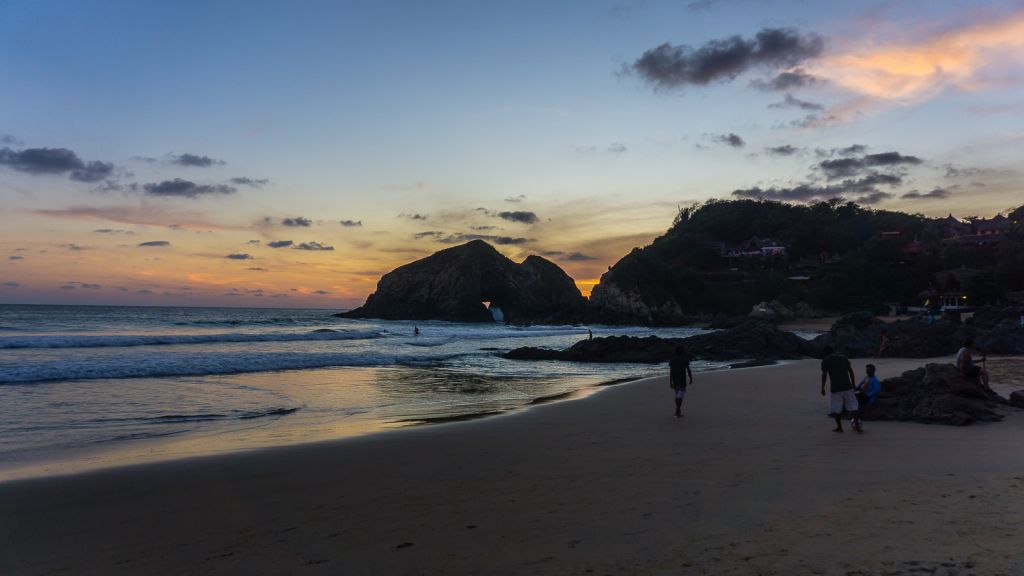 zipolite beach mexico oaxaca sunset