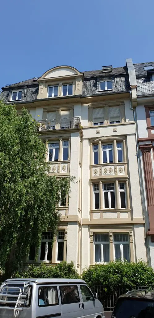 My new beautiful Altbau apartment building in Frankfurt!