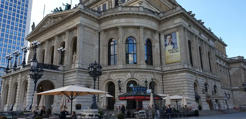 Alte oper, the Frankfurt opera house in the Innenstadt