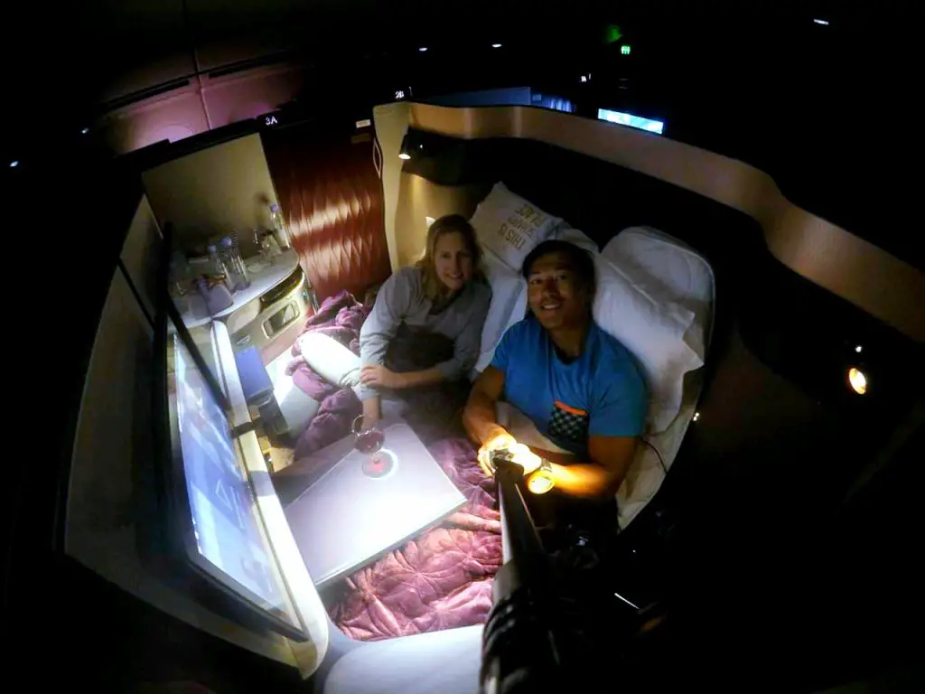 qsuites qatar airlines business class