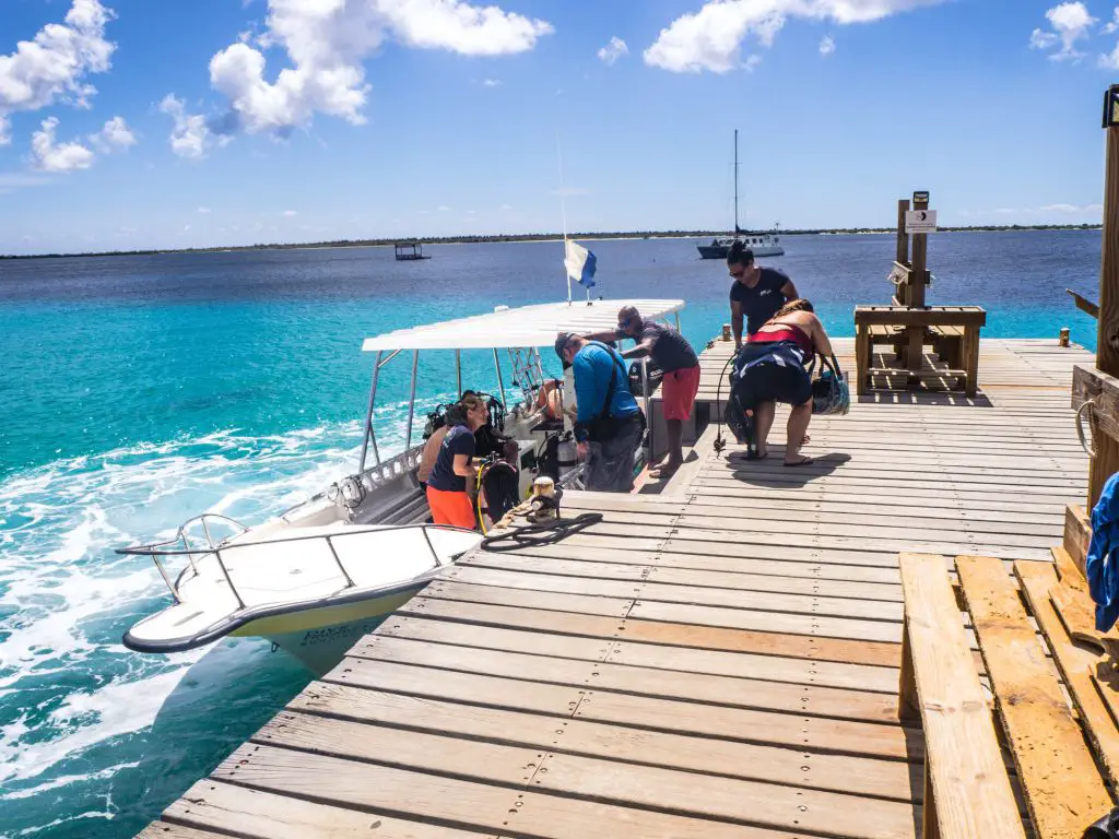 Boat diving Bonaire