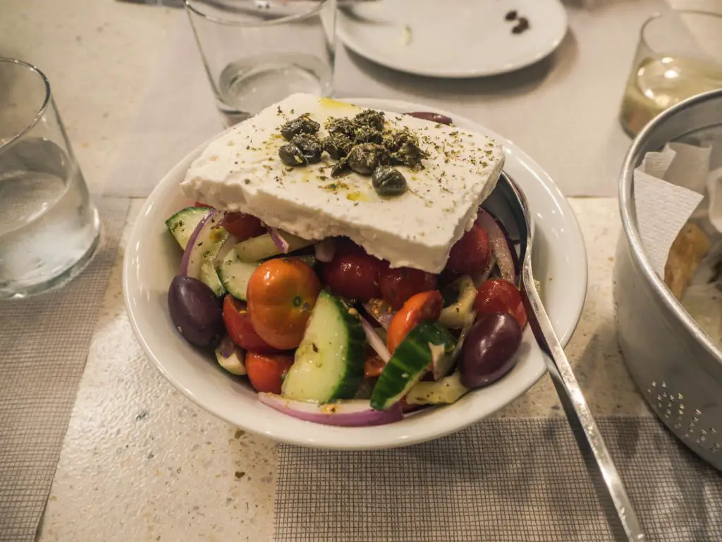 Greek salad melatini