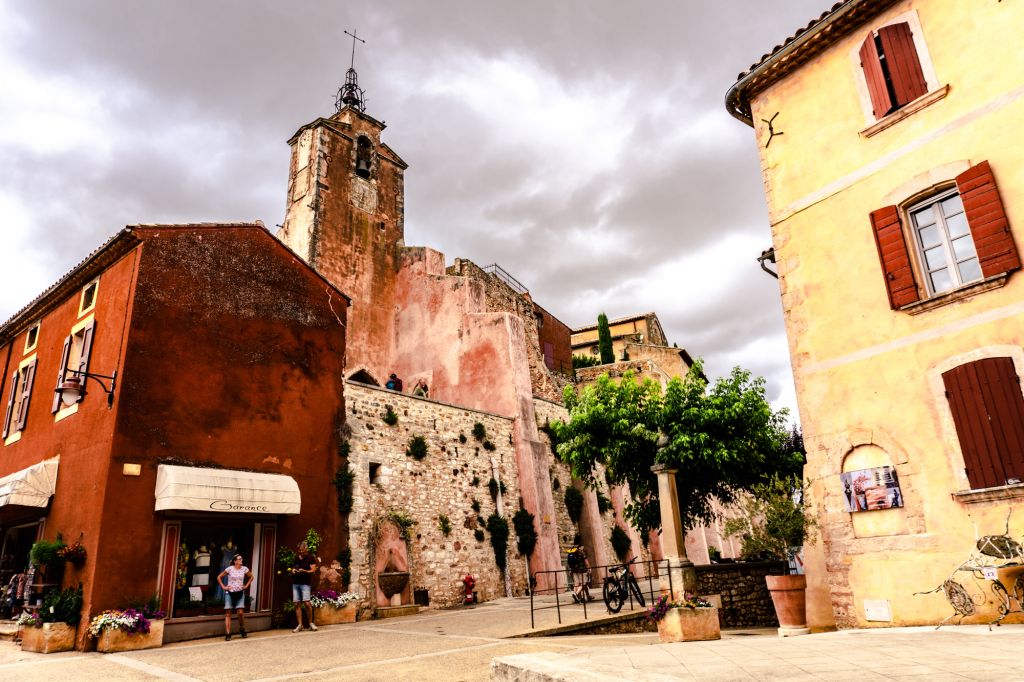Ronneaux town provence