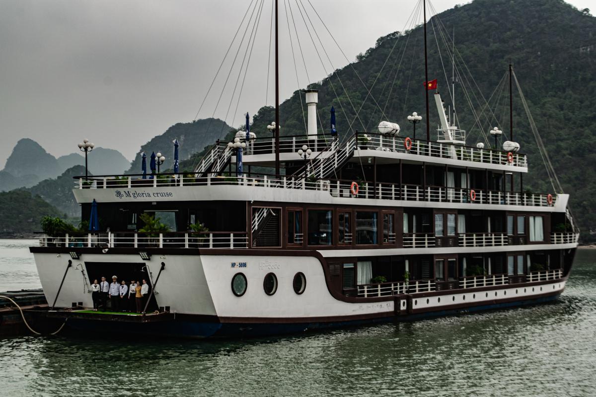 halong bay vietnam cruise 