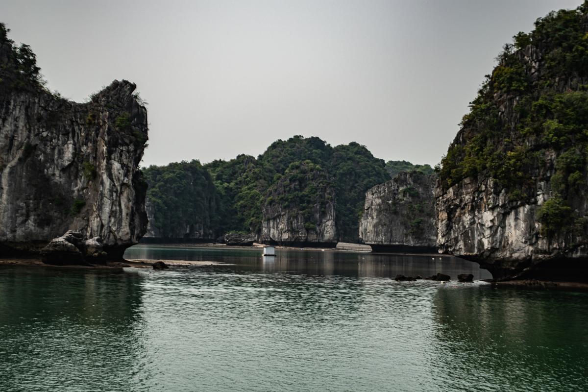 halong bay vietnam cruise 