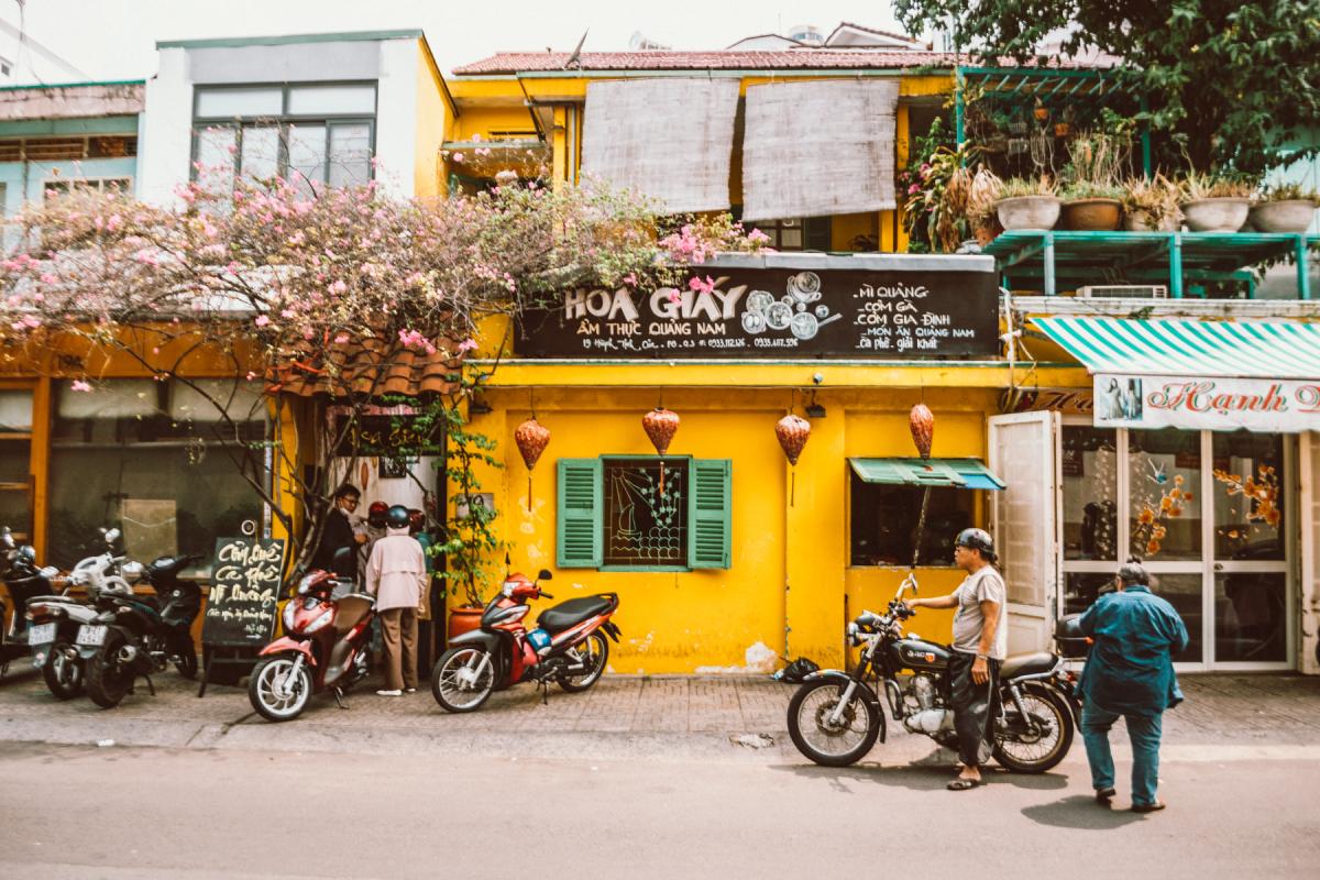 Ho Chi minh city coffee road