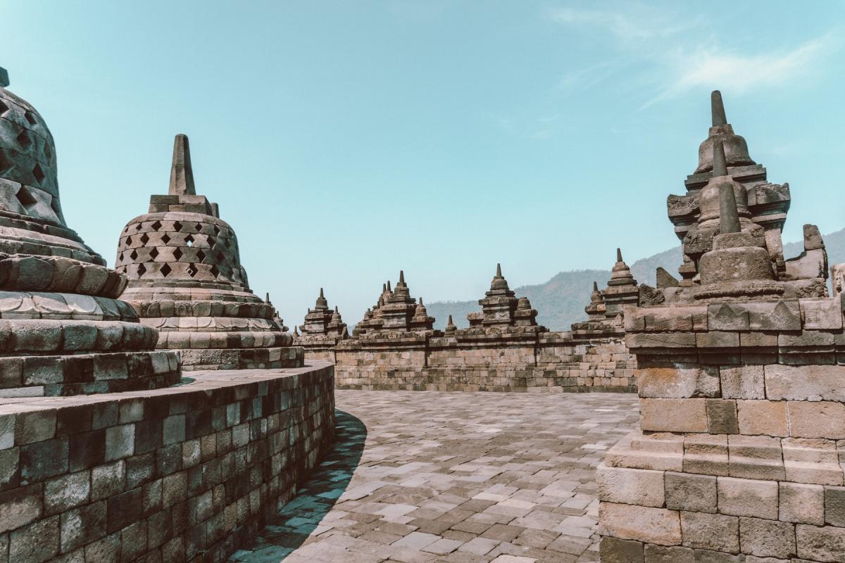 Borobudur temple buddhist indonesia