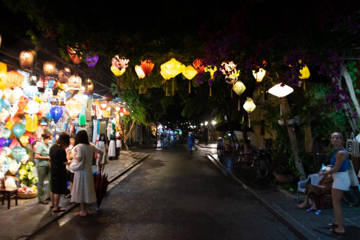 Night market hoi an vietnam