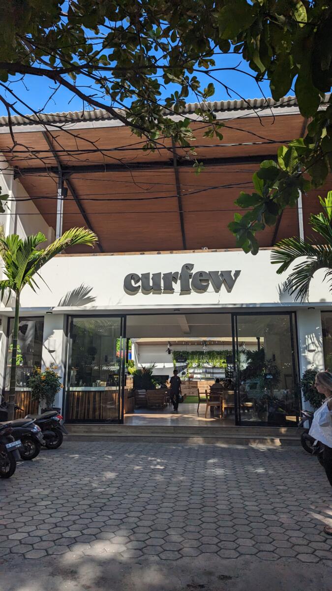 Curfew cafe Kuta lombok