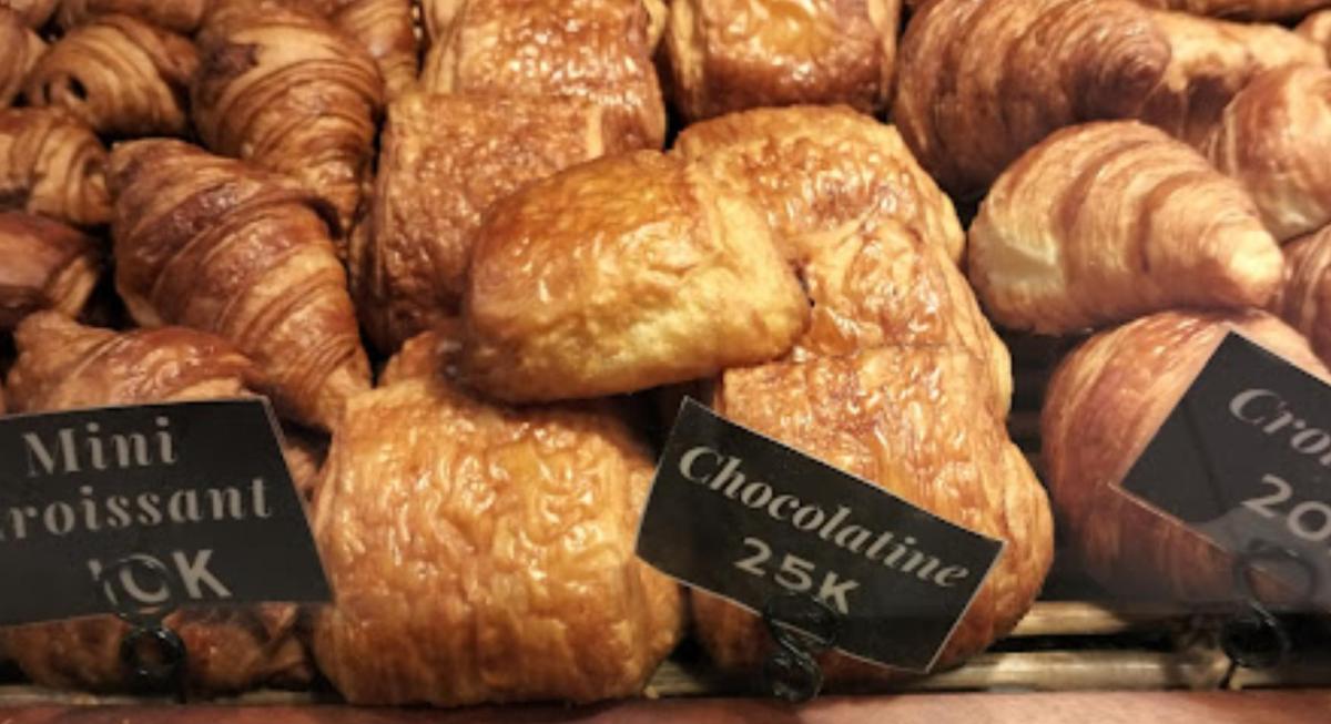 The breakery lombok cafe bakery