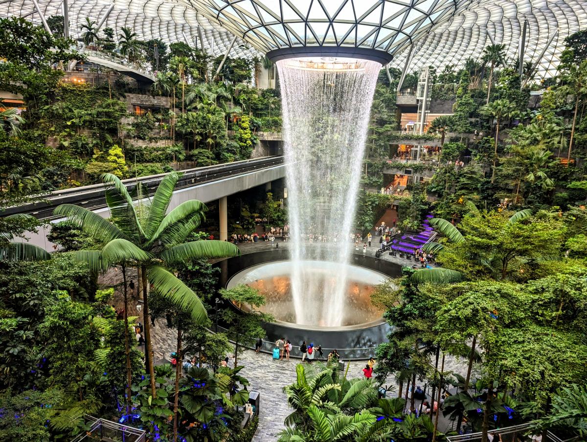 The Jewel waterfall Singapore CHangi airport