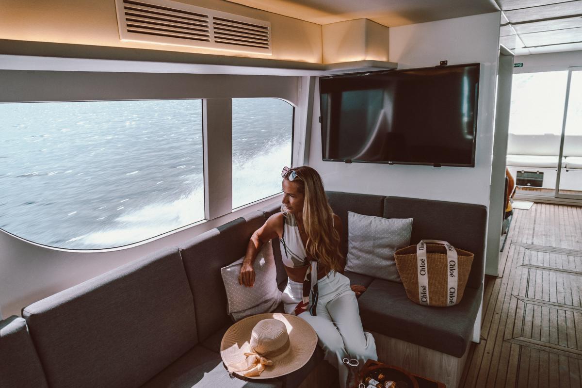 Ritz Carlton speedboat transfer Maldives