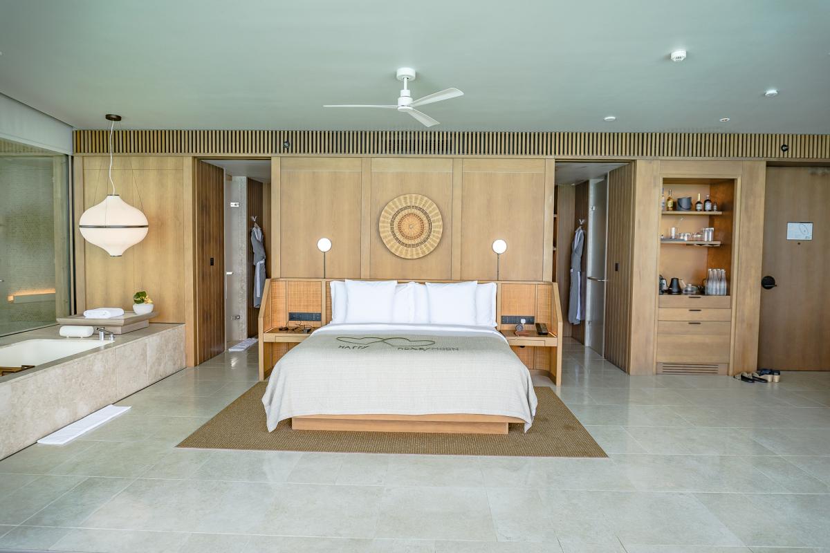 Ritz Carlton maldives overwater villa room