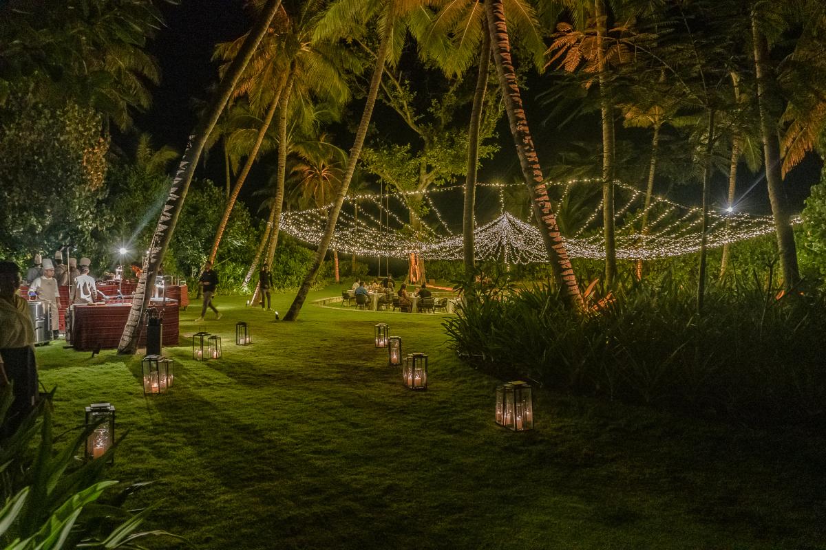 dinners at ritz carlton maldives