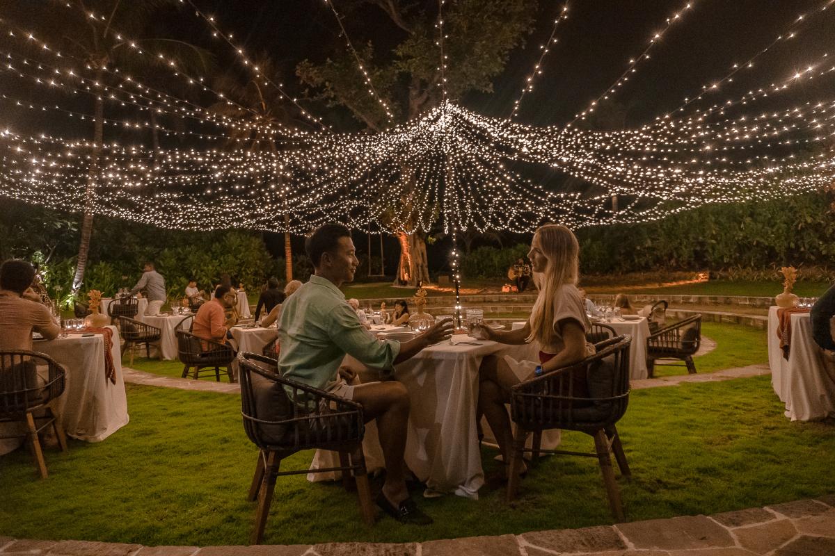 dinners at ritz carlton maldives