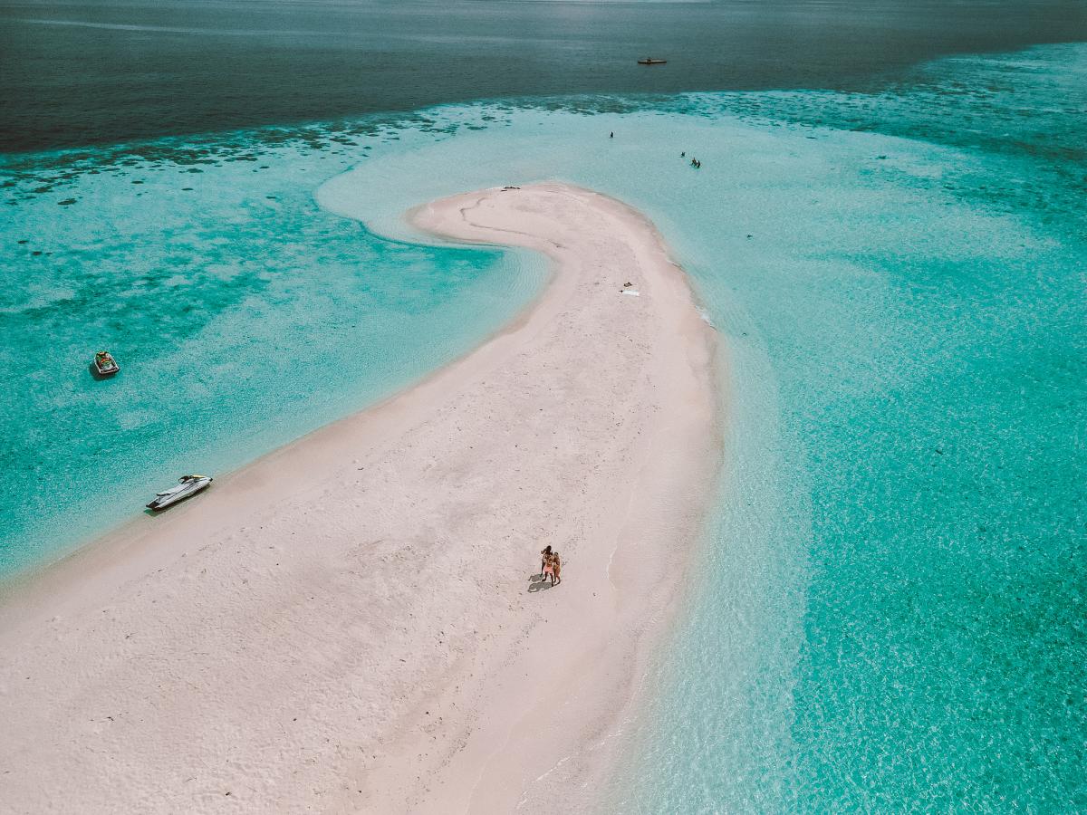 Sandbank Ritz Carlton Maldives