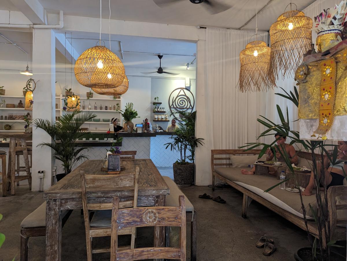 Alchemy Bali ubud cafe