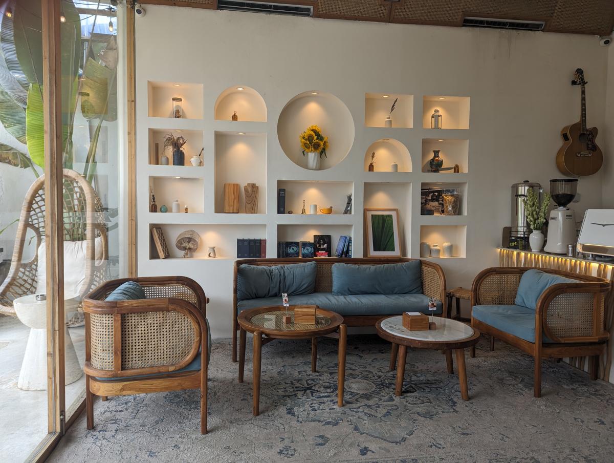 Home cafe bali ubud