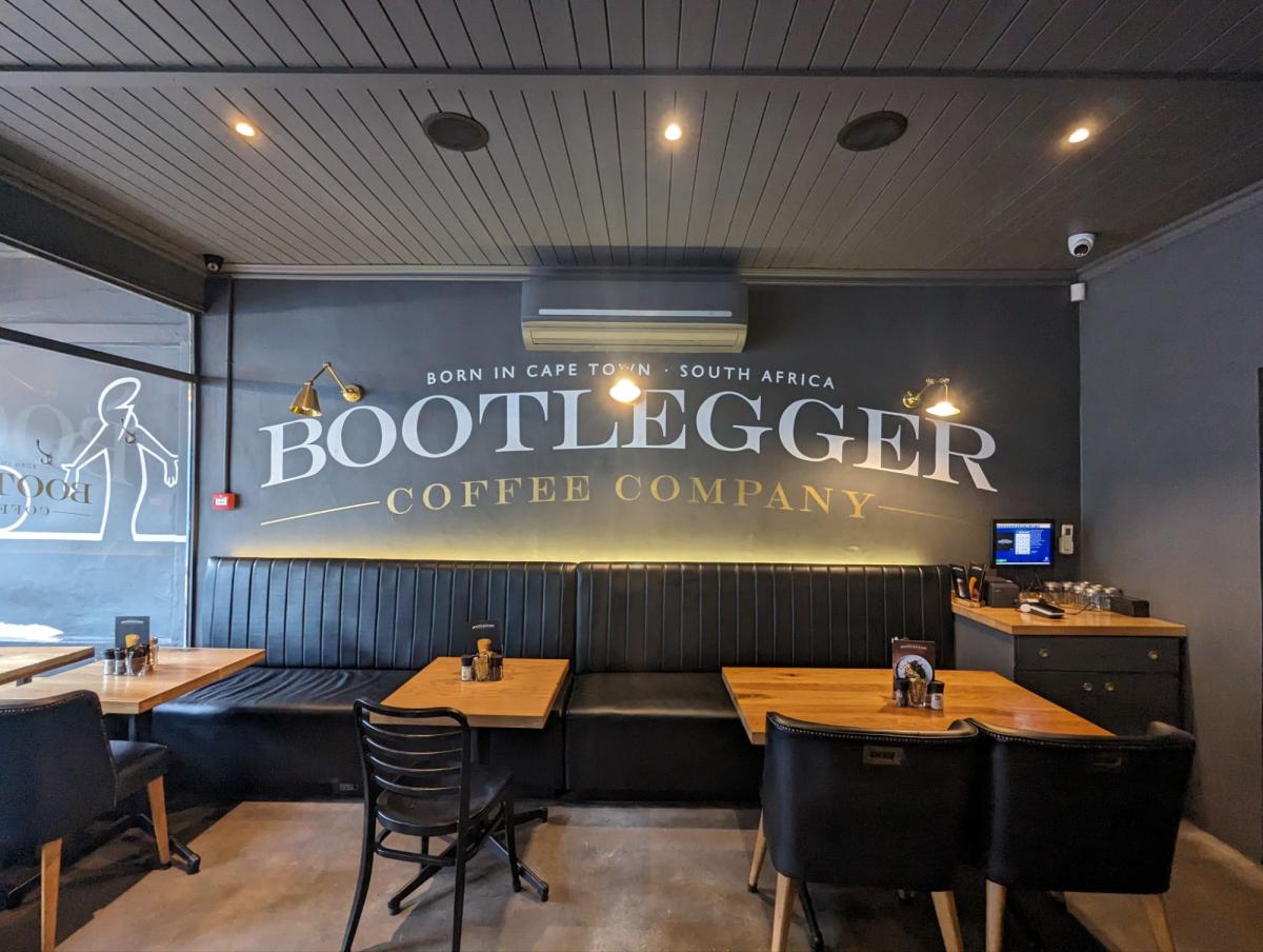 bootleggers camps bay cafe
