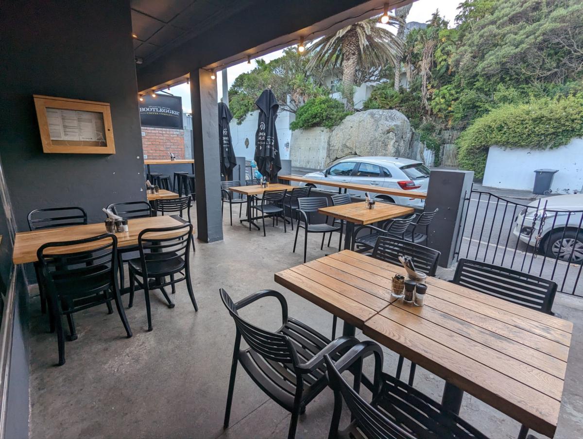 bootleggers camps bay cafe