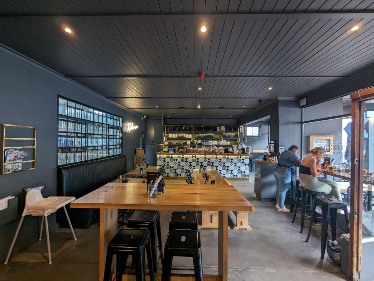 bootleggers camps bay cafe