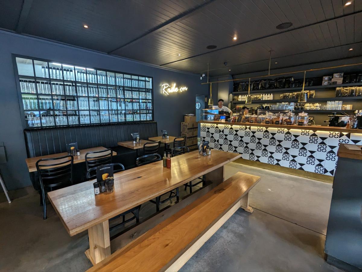 bootleggers camps bay cafe