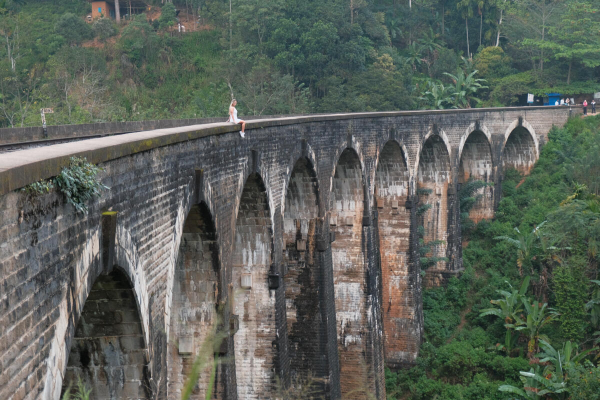 Nine arch bridge ella sri lanka