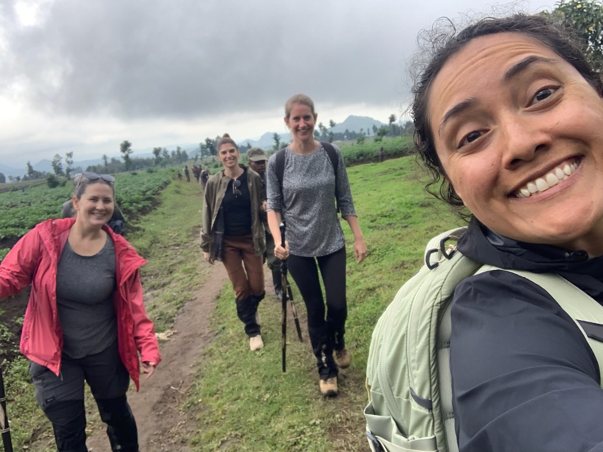 gorilla trekking in rwanda volcanoes national park