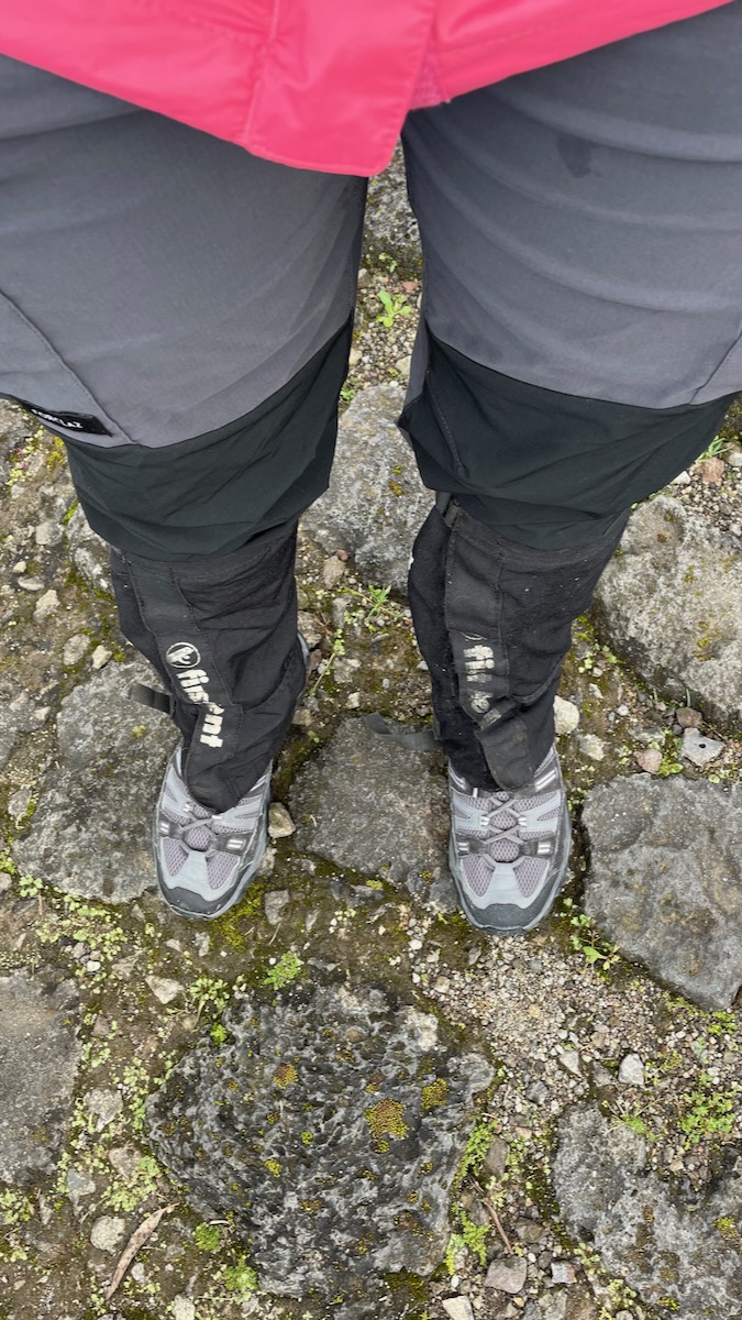 gorilla trekking in rwanda volcanoes national park