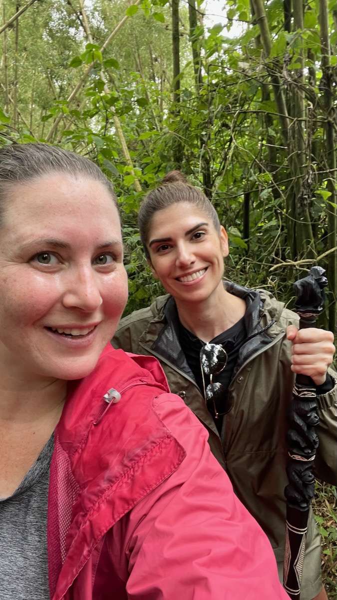 gorilla trekking in rwanda volcanoes national park