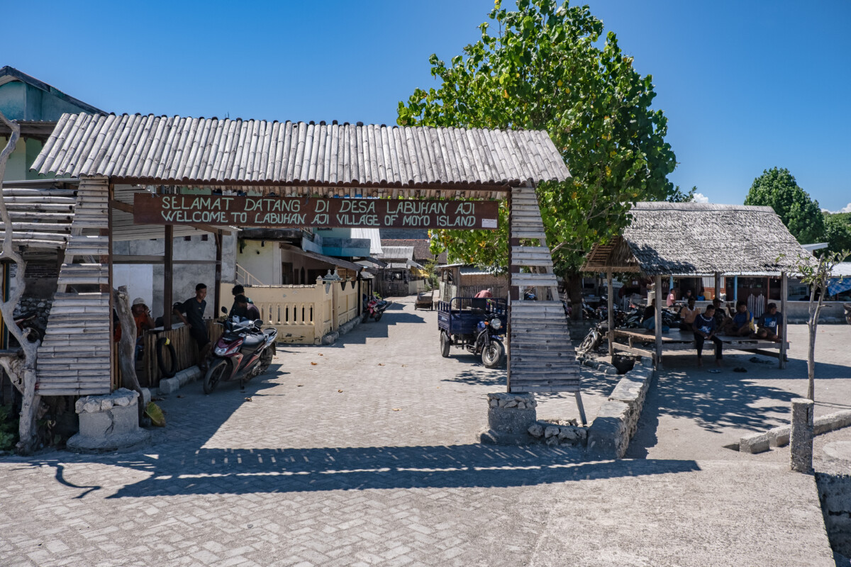 labuan aji moyo island Sumbawa