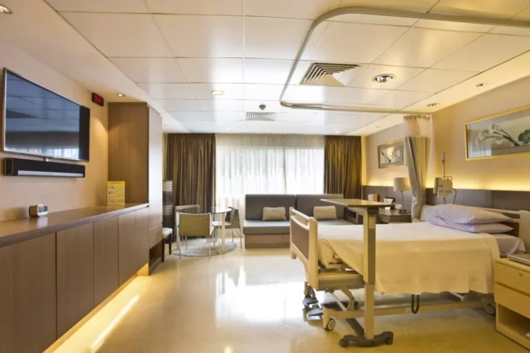 Thomson hospital suites singapore