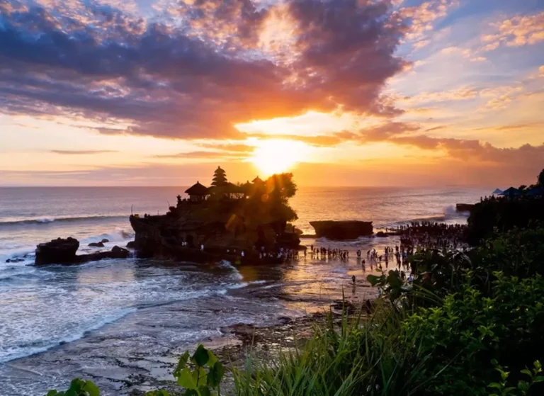 tanah lot sunset