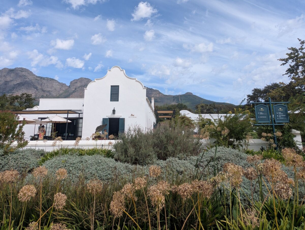 Plaisir wine farm stellenbosch cape town