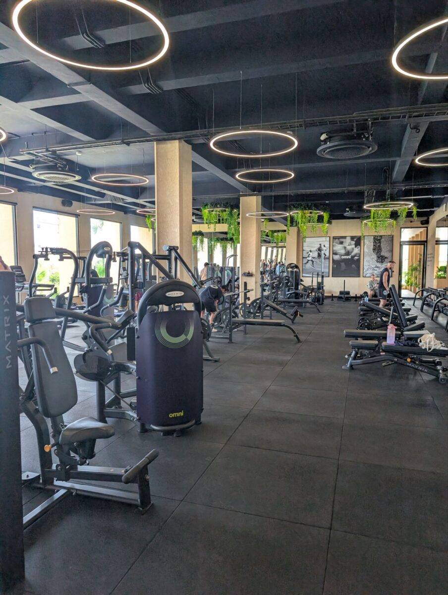 Omni gym bali seseh