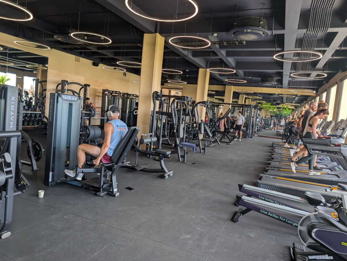 Omni gym bali seseh