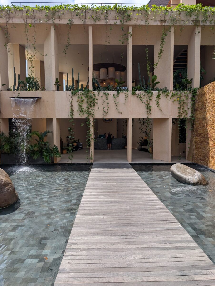 Omni gym bali