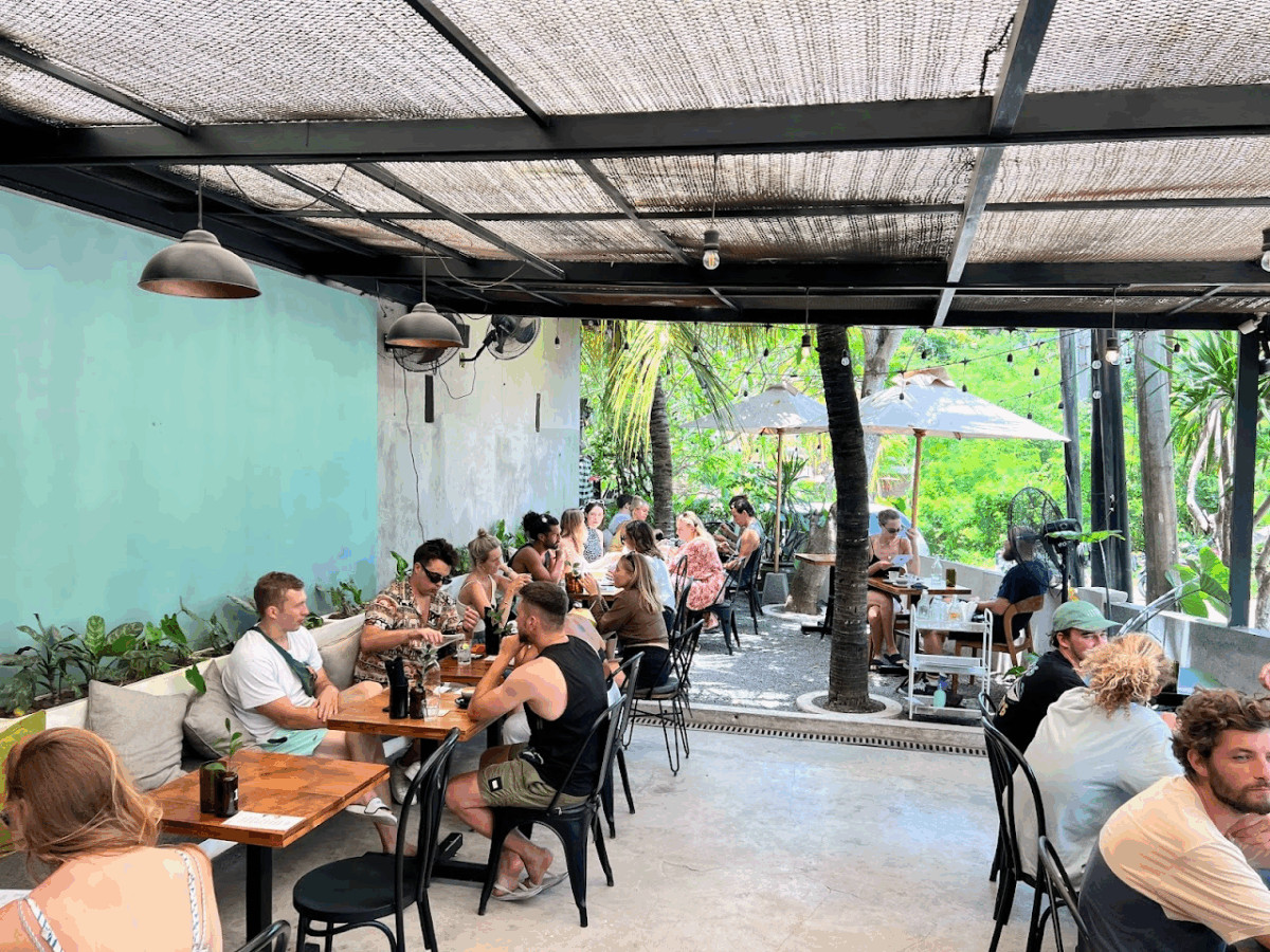 Uluwatu Suka espresso cafe