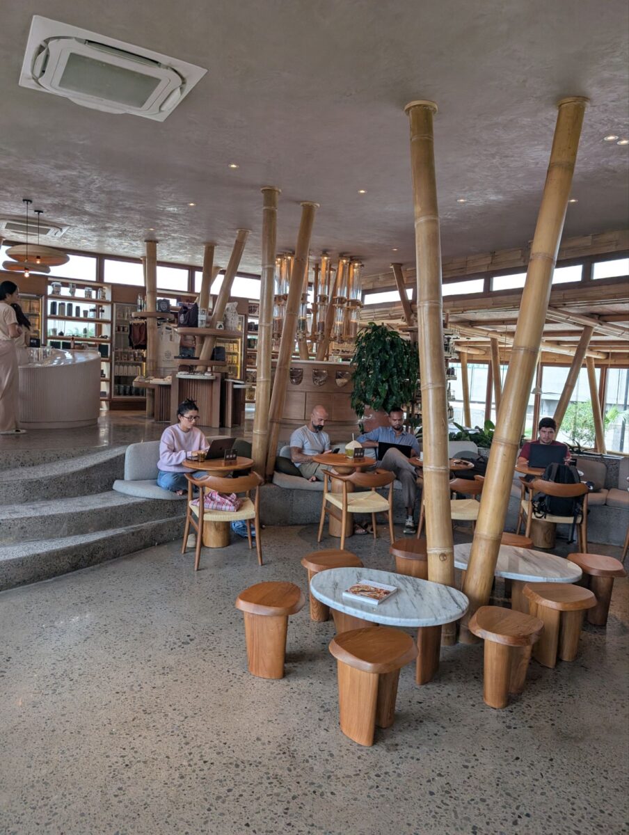 Alchemy cafe canggu bali