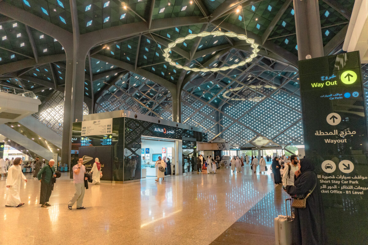 high speed train saudi arabia station madinah