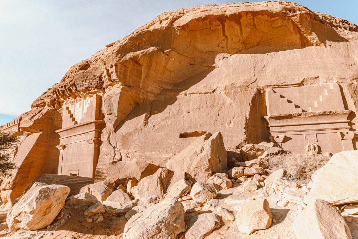 alula saudi arabia hegra