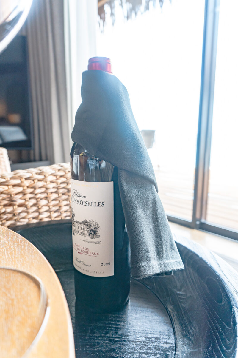 welcome wine at the waldorf maldives