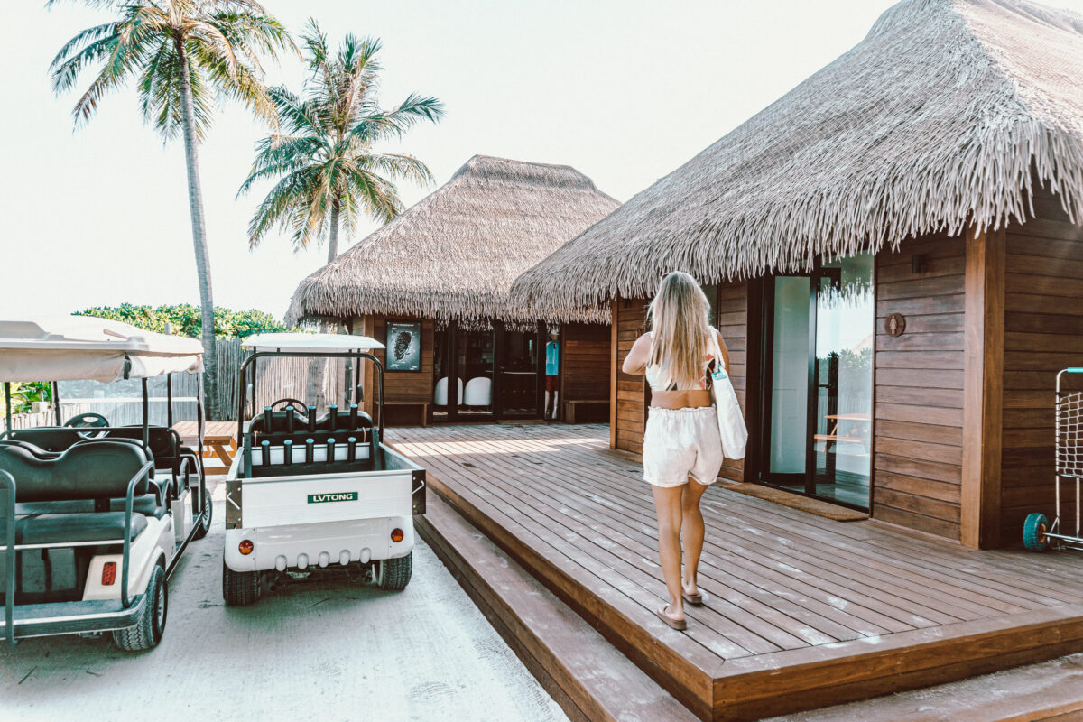 dive shop maldives waldorf astoria