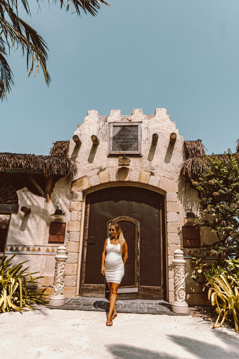 Yasmeen restaurant waldorf maldives