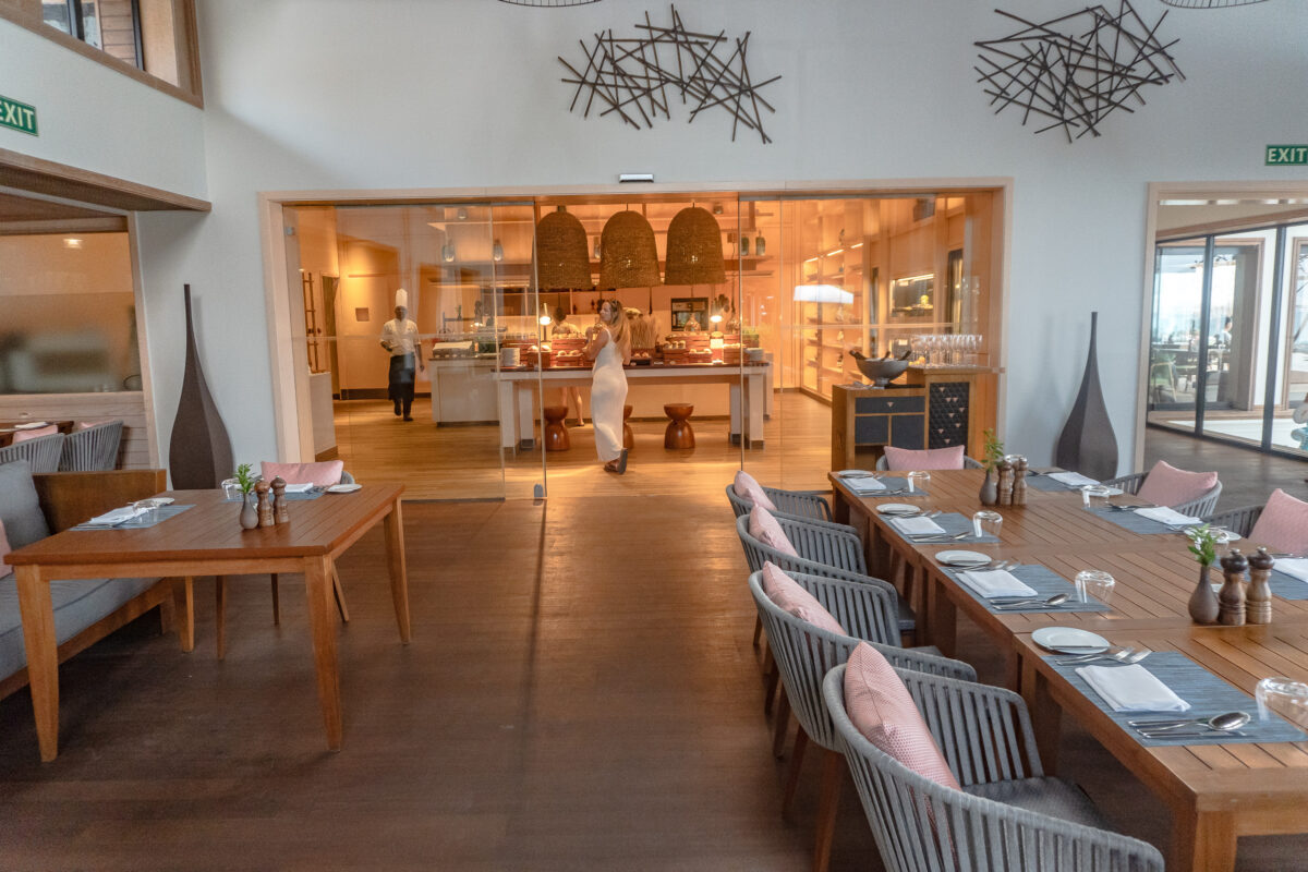 waldorf maldives breakfast buffet